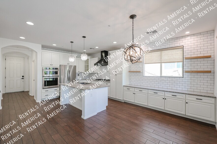 Building Photo - 5193 S Moccasin Trail