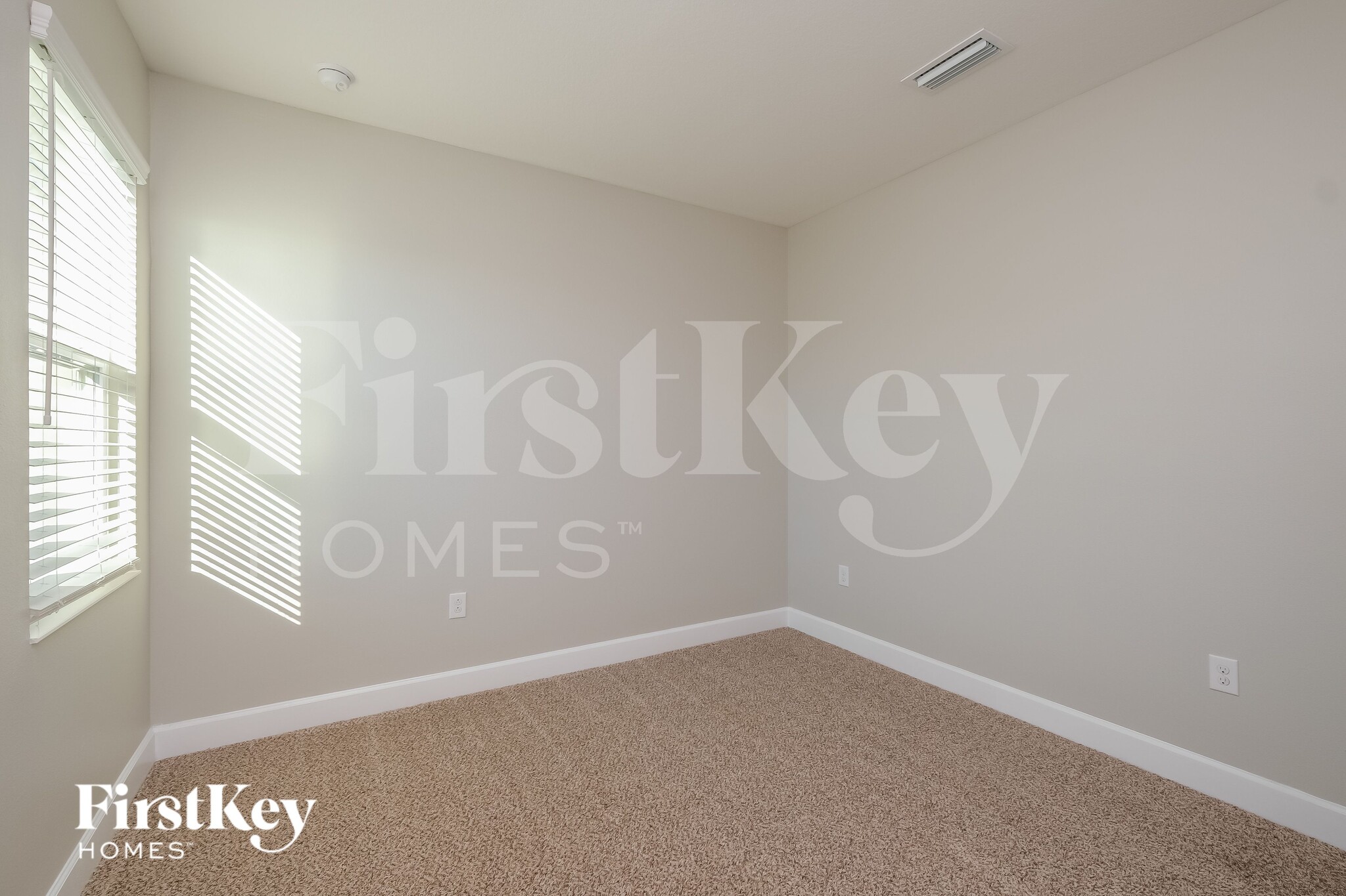 Building Photo - 6322 Heirloom Pl