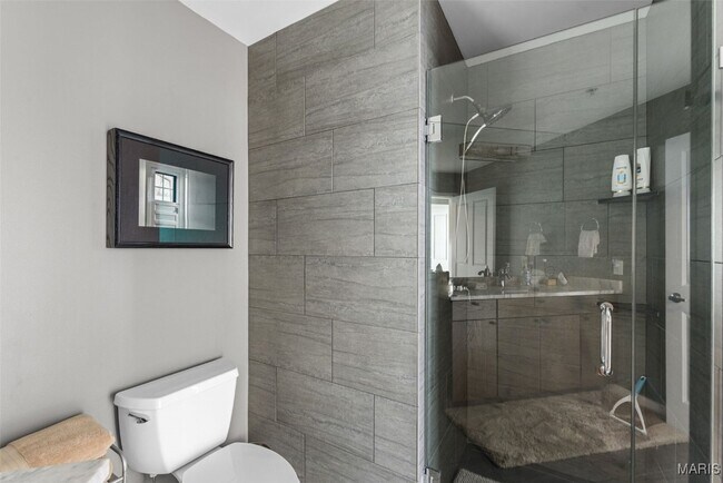 Building Photo - 4909 Laclede Ave