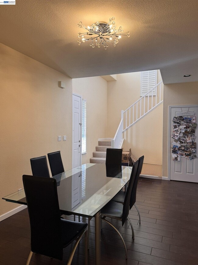 Building Photo - 25806 Clear Springs Ct