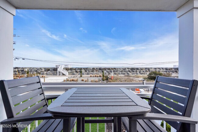 Building Photo - 150 Ocean Ave