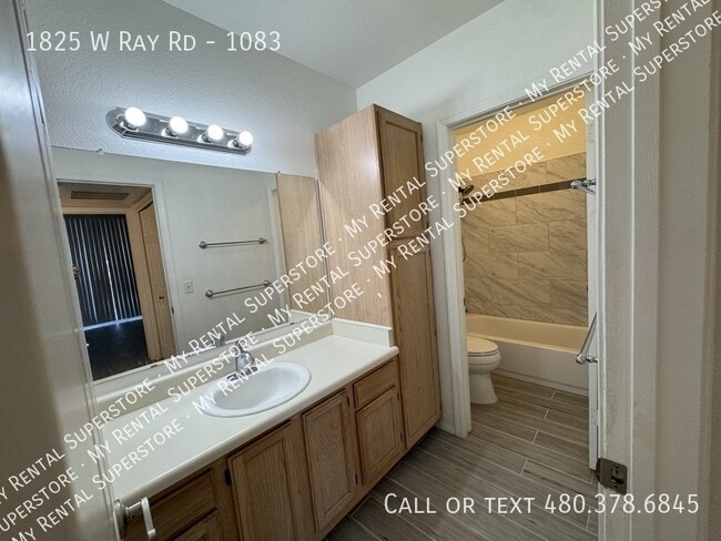 Building Photo - 1825 W Ray Rd