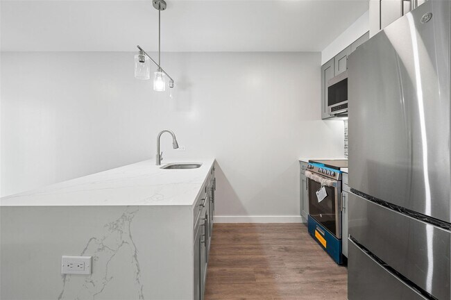 Building Photo - 43-34 53rd St