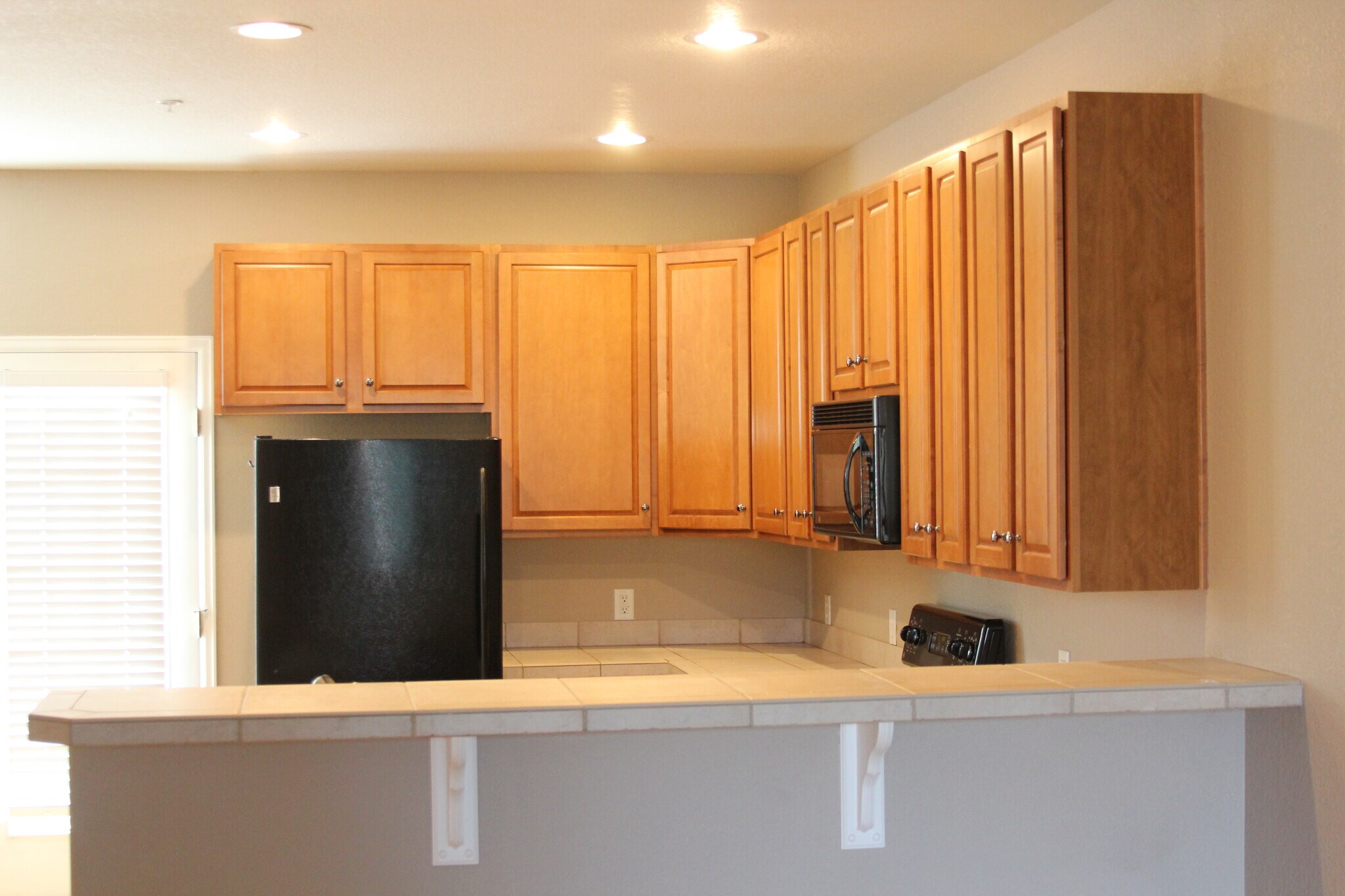 Kitchen 1 - 833 S Weber St