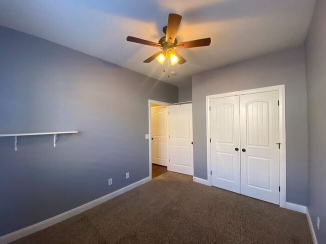 Building Photo - 455 N 2260 W