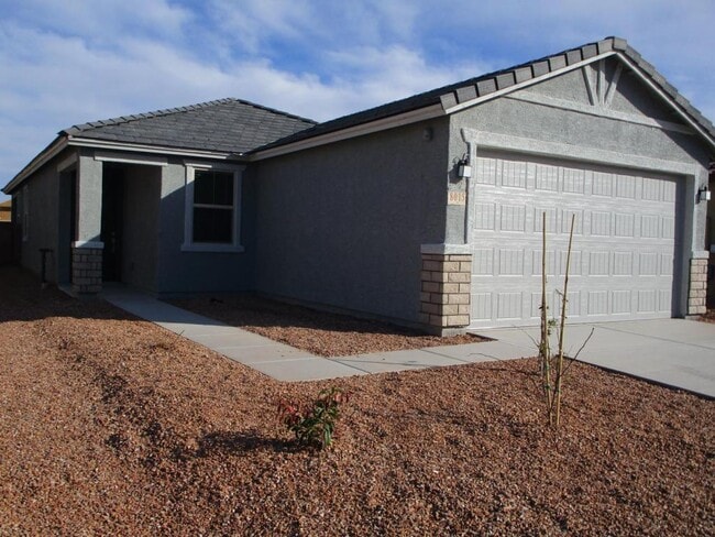 Building Photo - 8015 S Golden Bell Dr