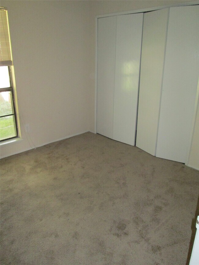 Building Photo - 6818 Glenstein Dr