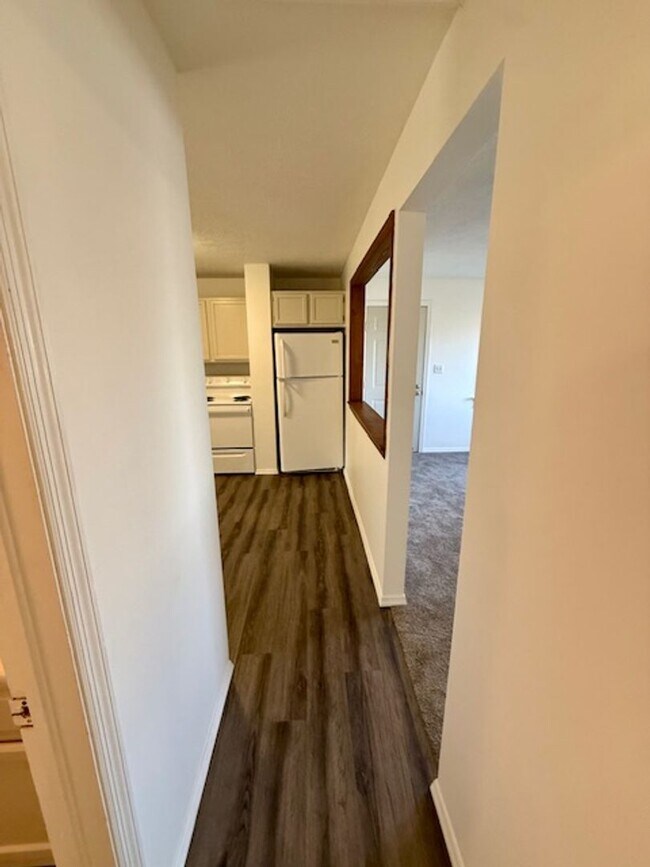 Building Photo - Newly Renovated 2-Bedroom Home – Pet Friendly!