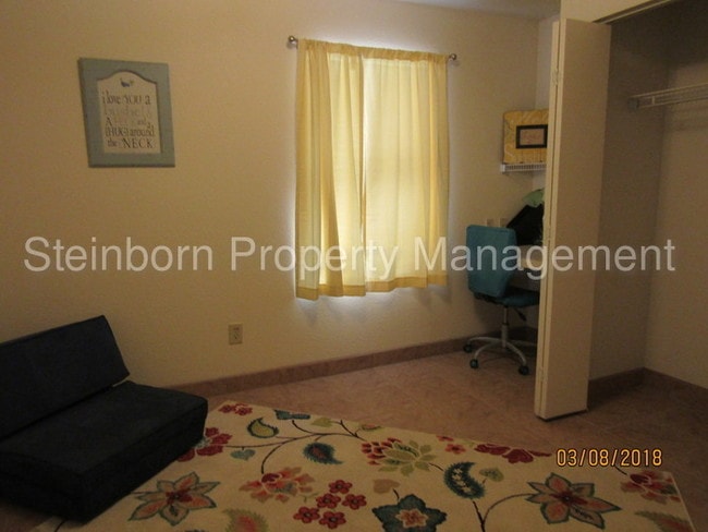 Building Photo - Now Leasing/ MOVE IN SPECIAL!!