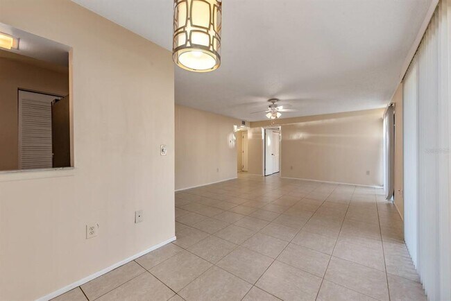 Building Photo - 2232 Bahia Vista St