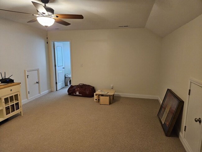 Building Photo - Beautiful unfurnished 5 Bedroom 3 Bath home in The Preserve at Tidewater Sneads Ferry