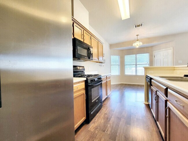 Building Photo - Charming 3BD/2BA Home with Spacious Backyard in Cedar Park