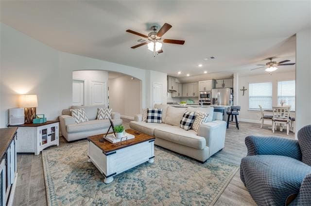 Building Photo - 2937 Log Cabin Dr