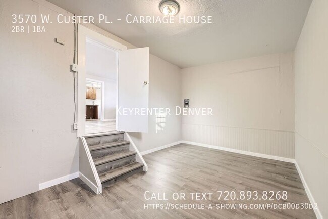 Building Photo - "Modern 2-Bedroom Carriage House in the He...
