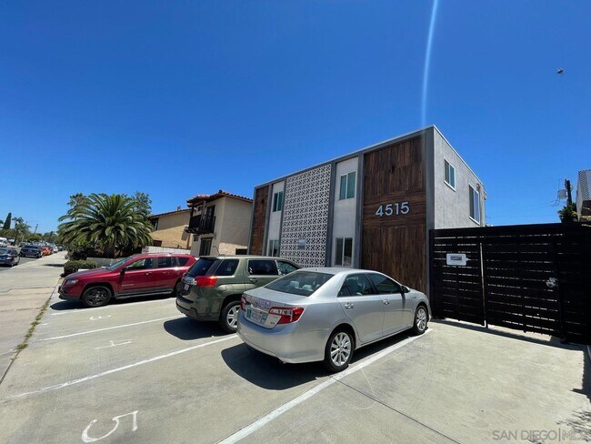 Building Photo - 4515 Bancroft St