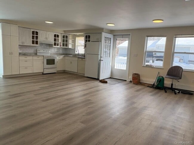 Building Photo - 116 Hawleys Corners Rd