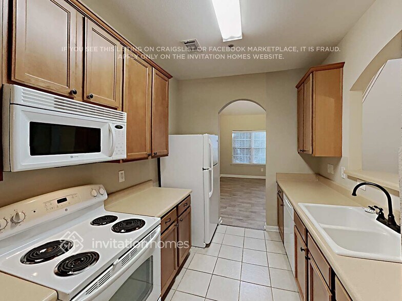 Building Photo - 415 Pierpont Ct