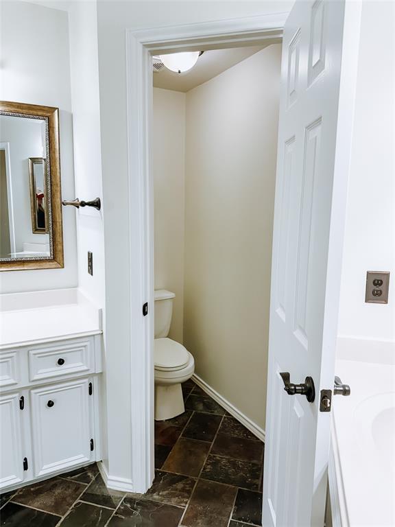 Building Photo - 4926 Mission Lake Ct