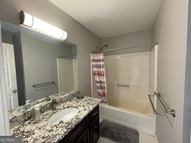 Building Photo - 156 Plantation Trce