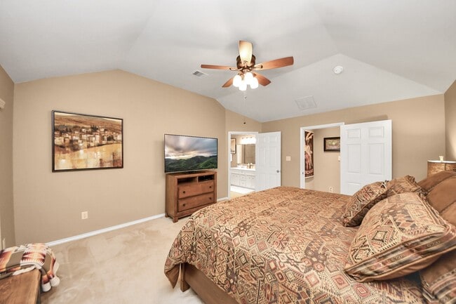 Building Photo - 28219 Crossprairie Dr