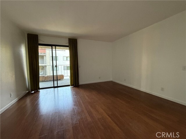 Building Photo - 242 E Fern Ave