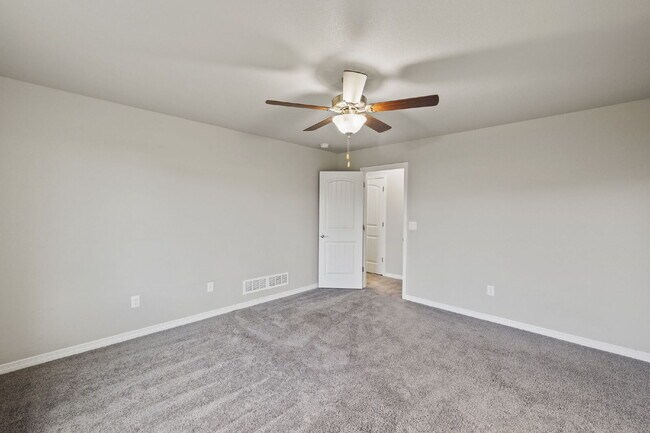 Building Photo - Newer home located in Larson Ranch Community, featuring main level owners suite.