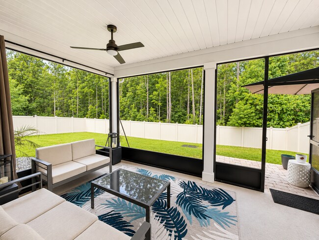 Building Photo - Spacious 5-Bedroom Home in Desirable Wells Creek