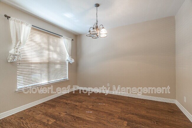 Building Photo - 6323 Big Bend Cove