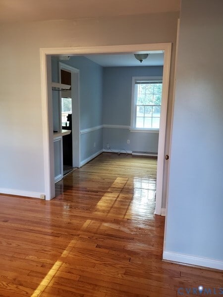 Building Photo - 1319 Devers Rd