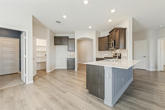 Building Photo - 314 Gatecrest Dr