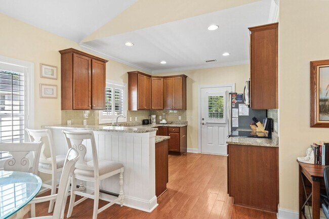 Building Photo - Coastal Living at its Best: Charming 3-Bedroom Near the Beach
