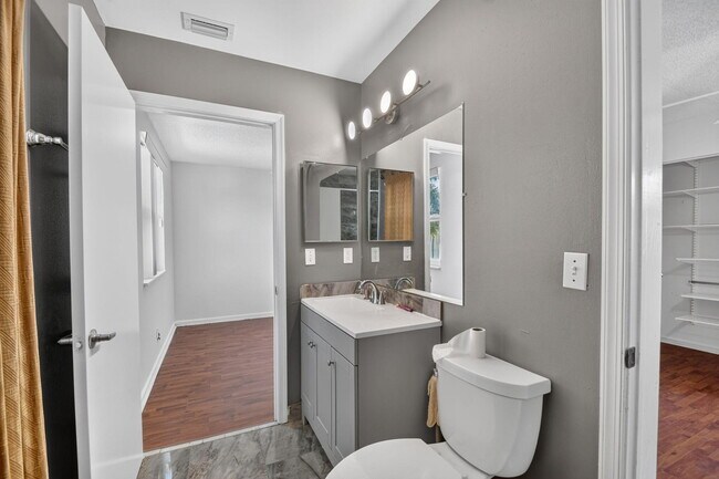 Building Photo - 8332 Bermuda Sound Way