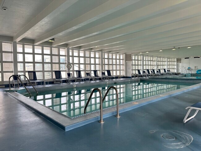 Building Photo - 535 N Michigan Ave