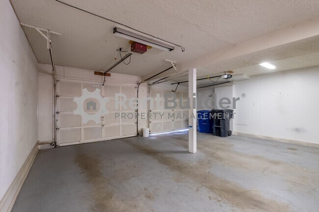 Building Photo - !!CALL US TODAY AT (505) 808-6467 TO SCHED...