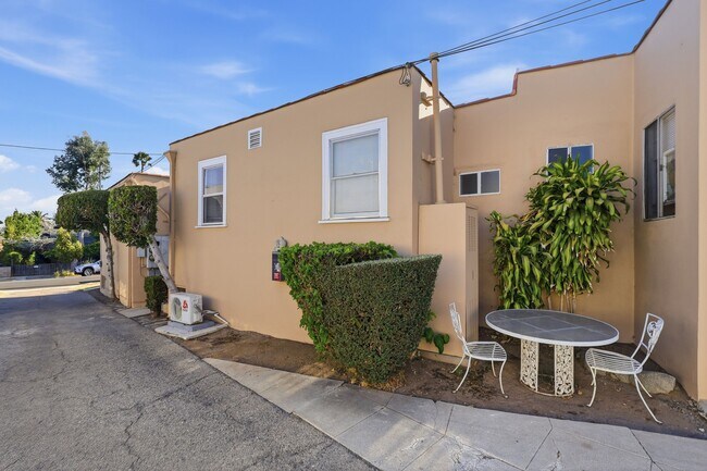 Building Photo - 4407 Melbourne Ave