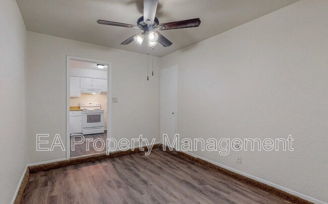 Building Photo - 12912 Marva Pl SE