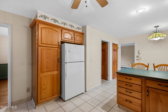 Building Photo - 167 Wood Dale Dr