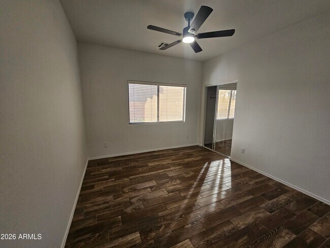 Building Photo - 8824 W Custer Ln