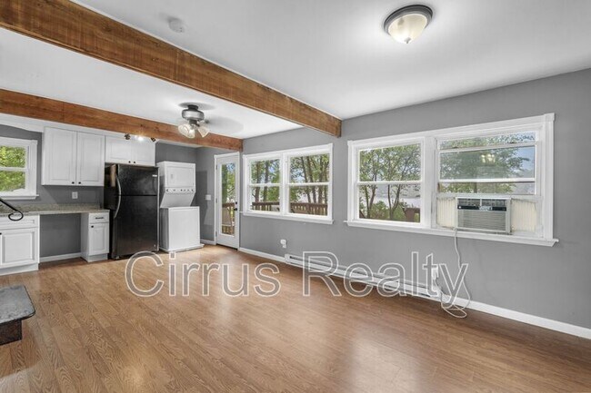 Building Photo - 860 Morgan Trail