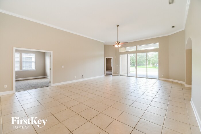 Building Photo - 2305 Yellow Jasmine Ln