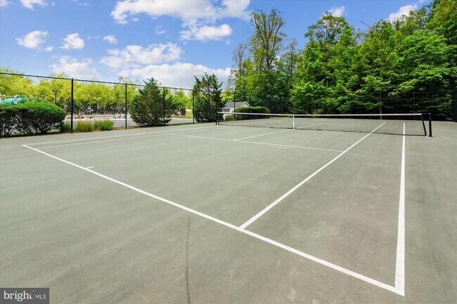 Building Photo - 20238 Portsmouth Blvd