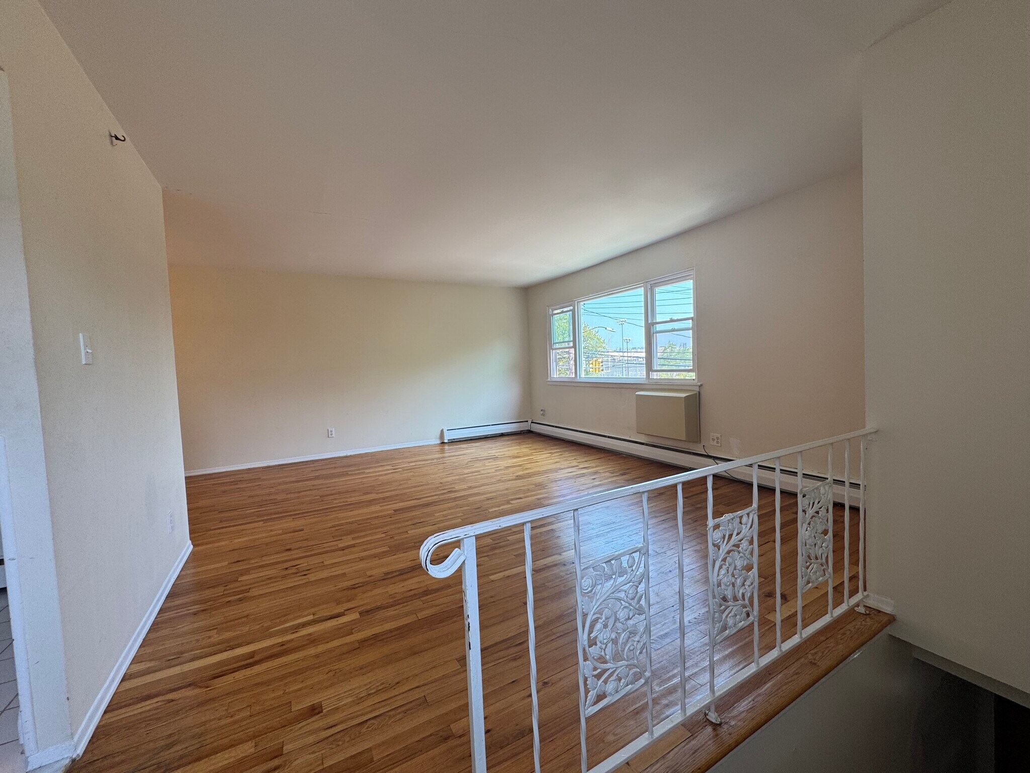 Building Photo - 9419 Avenue J