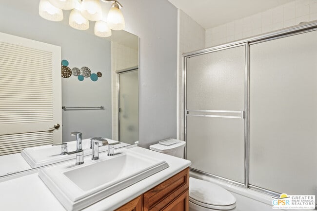 Building Photo - 1183 Tiffany Cir N