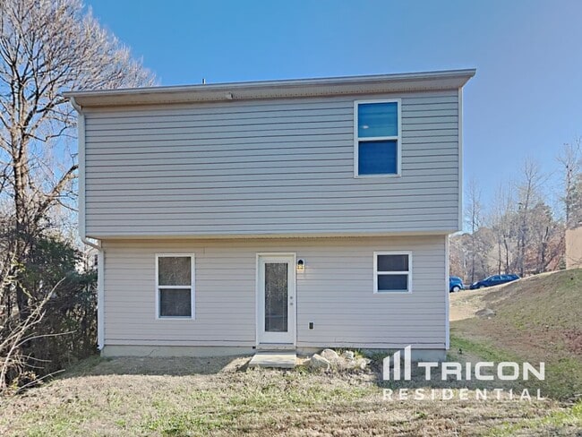 Building Photo - 6415 Pennacook Dr