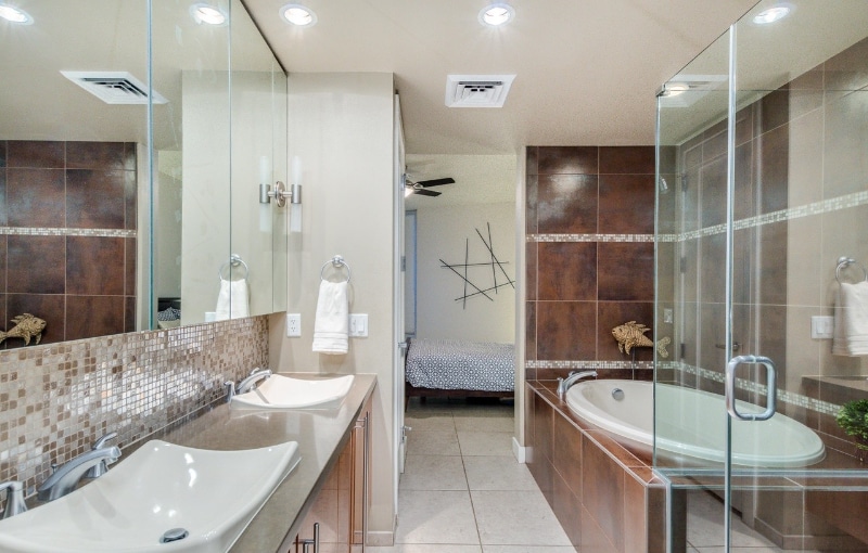 Building Photo - 140 E Rio Salado Pkwy