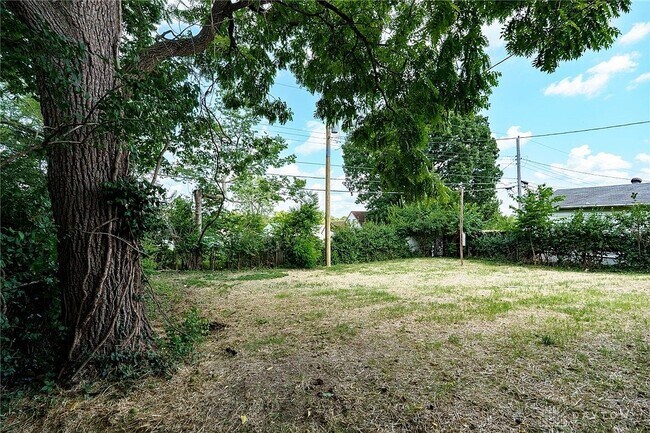 Building Photo - 4249 Pleasant View Ave