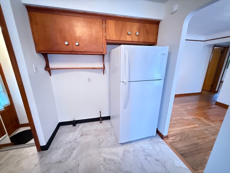 Building Photo - 4820 Green Rd