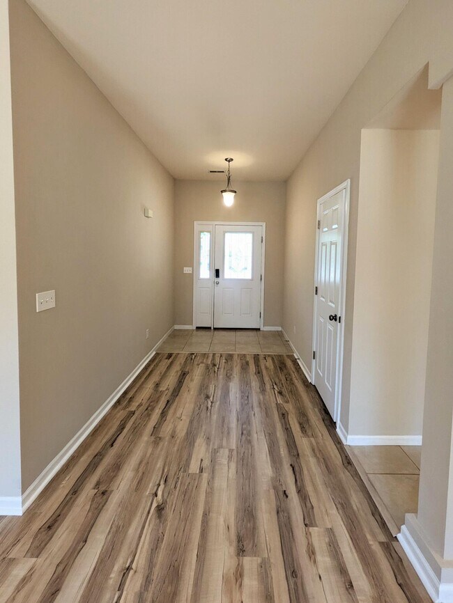 Building Photo - 2504 Feldspar Ct