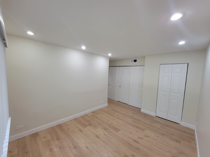 Building Photo - 700 Perrie Dr