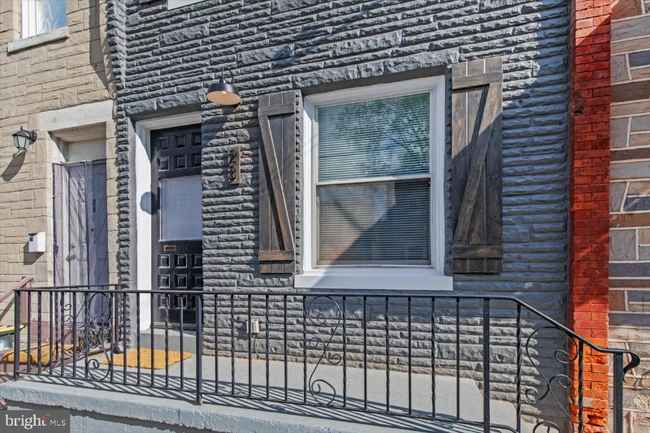 Building Photo - 23 Hazel St
